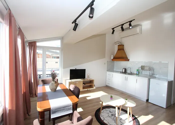 Cityscape Delight Apartament