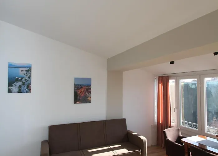 Cityscape Delight Apartament *